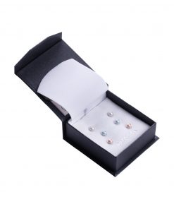 3x ørrestikker set, rød, blå og hvid - voks perler